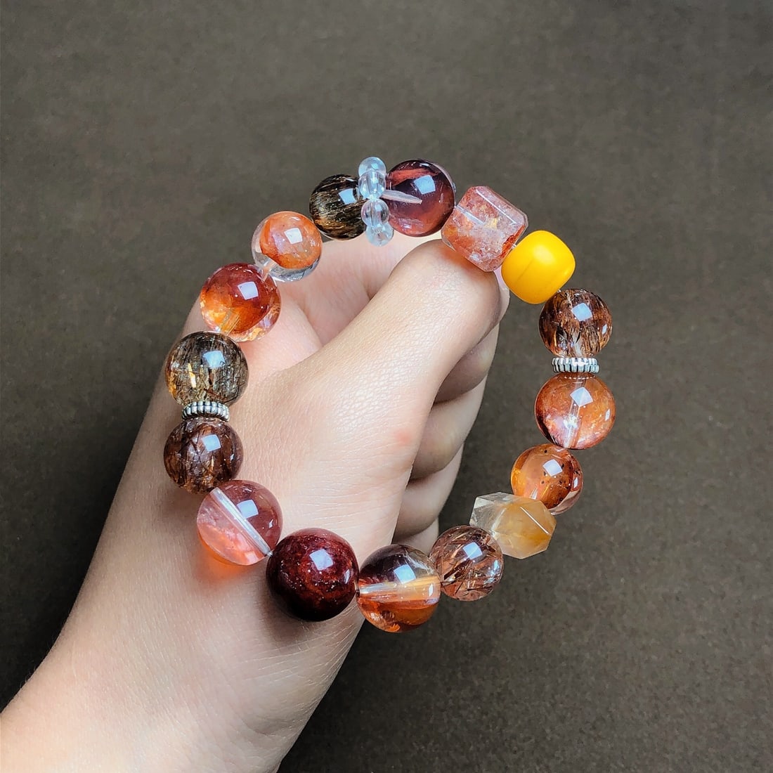 An Exquisite Crystal Bracelets - 2