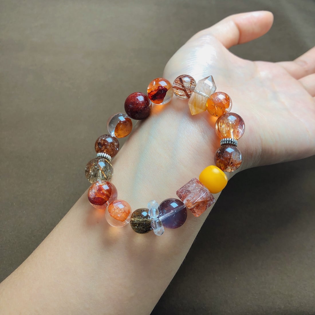 An Exquisite Crystal Bracelets - 4