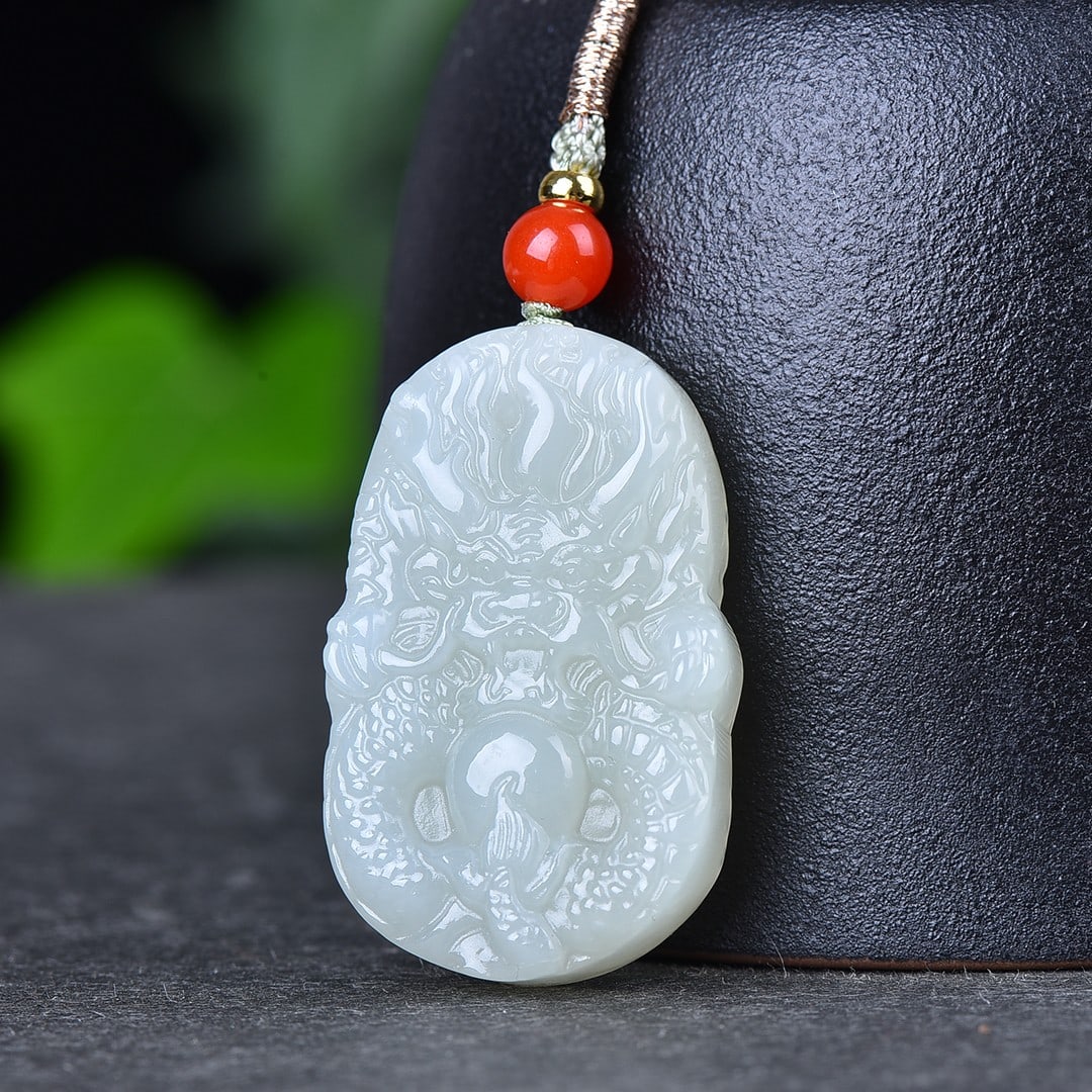 An Exquisite White Jade Dragon Pendant: An Exquisite White Jade Dragon Pendant,Size:0.9inx1.5in 白玉龙挂件