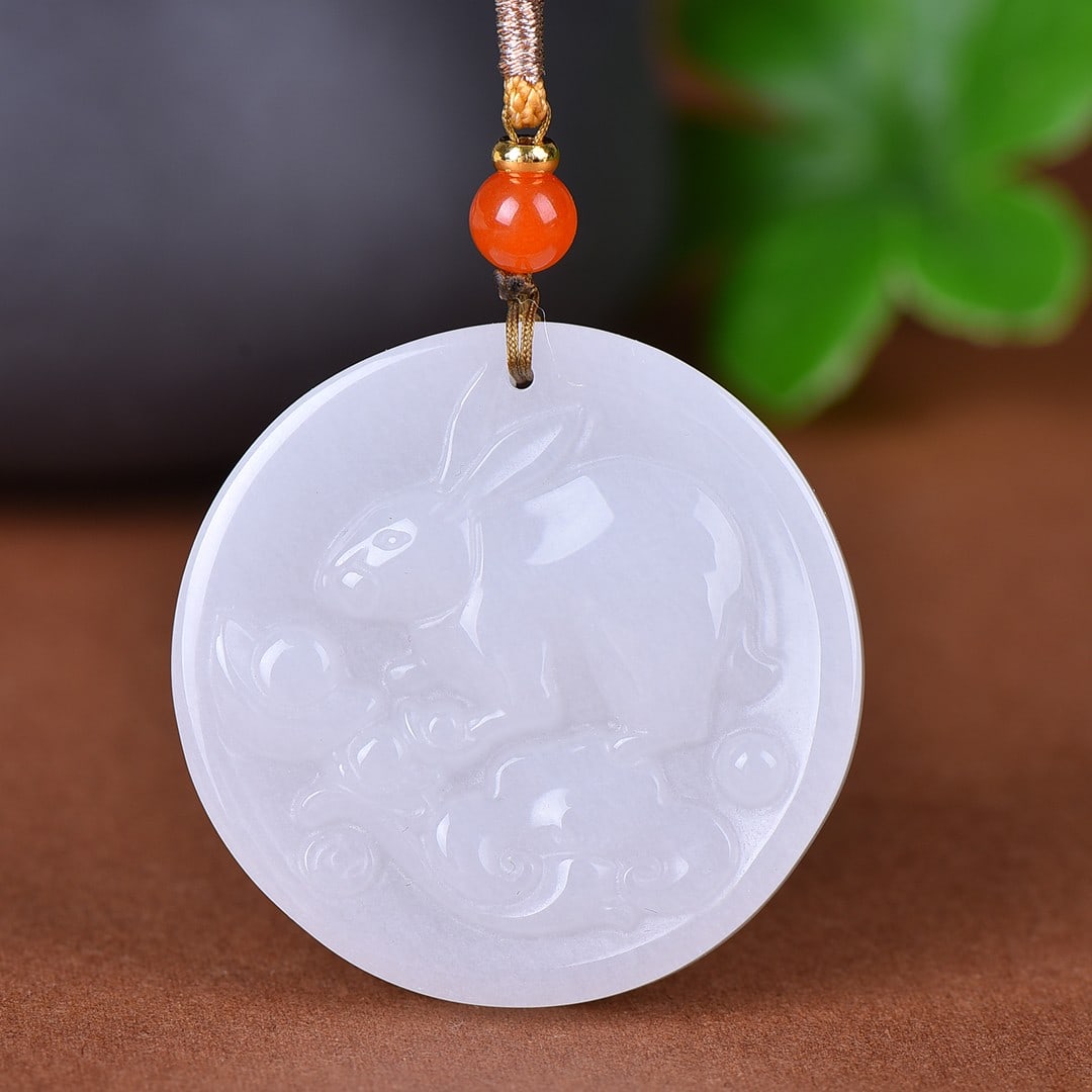 An Exquisite White Jade Rabbit Pattern Pendant: An Exquisite White Jade Rabbit Pattern Pendant,Size:1.6inx1.6in 白玉兔纹挂件