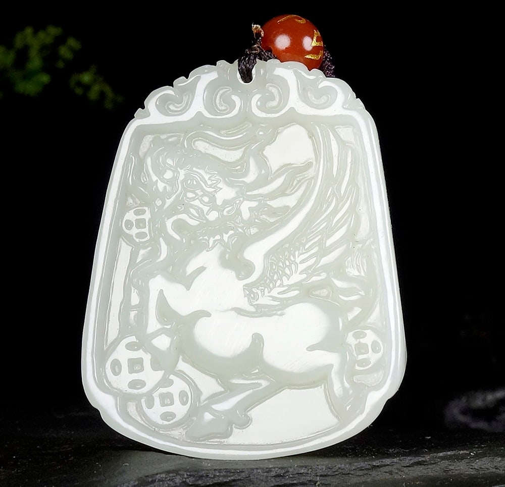 An Exquisite White Jade Kylin Pendant: An Exquisite White Jade Kylin Pendant,Size:1.8inx1.4inx0.3in 白玉麒麟挂件