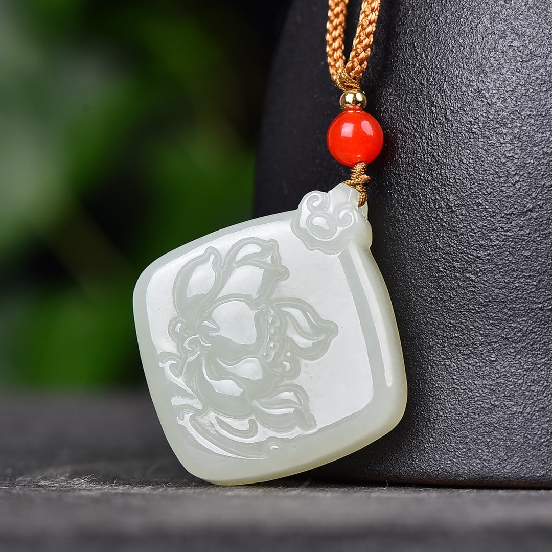 An Exquisite White Jade Lotus Pendant: An Exquisite White Jade Lotus Pendant,Size:1.2inx1.3in 白玉荷花挂件