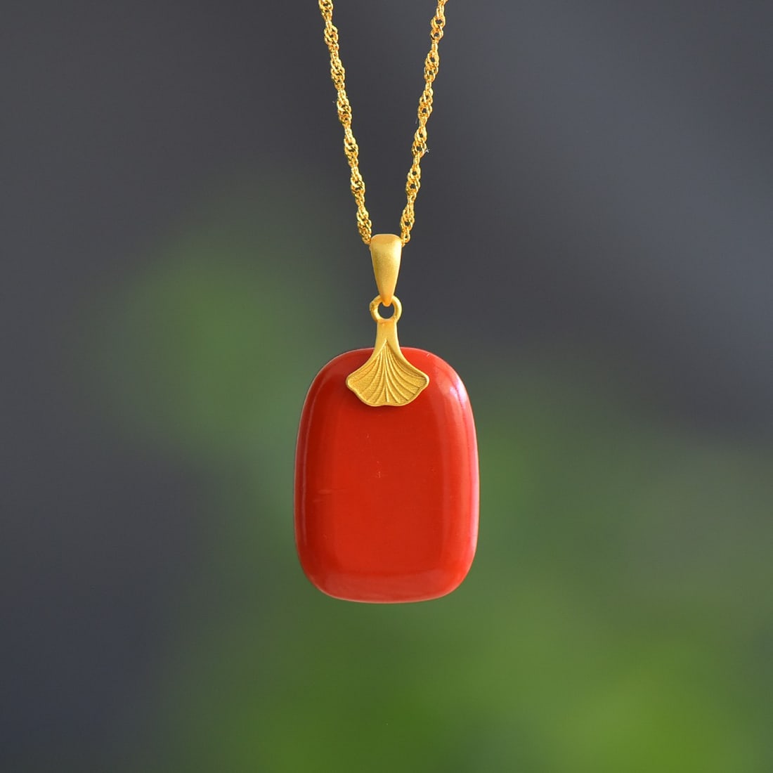 An Exquisite Sterling Silver-Gold Plated Inlaid Cinnabar Pendant: An Exquisite Sterling Silver-Gold Plated Inlaid Cinnabar Pendant,Size:0.7inx1in 寓意:平平安安,杏好有你 
