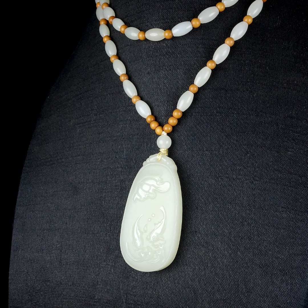 An Exquisite White Jade Fish Pattern Pendant - 5