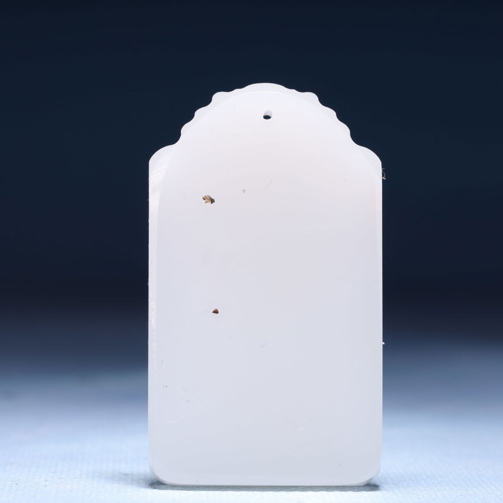 An Exquisite White Jade Dragon Pattern Pendant - 4