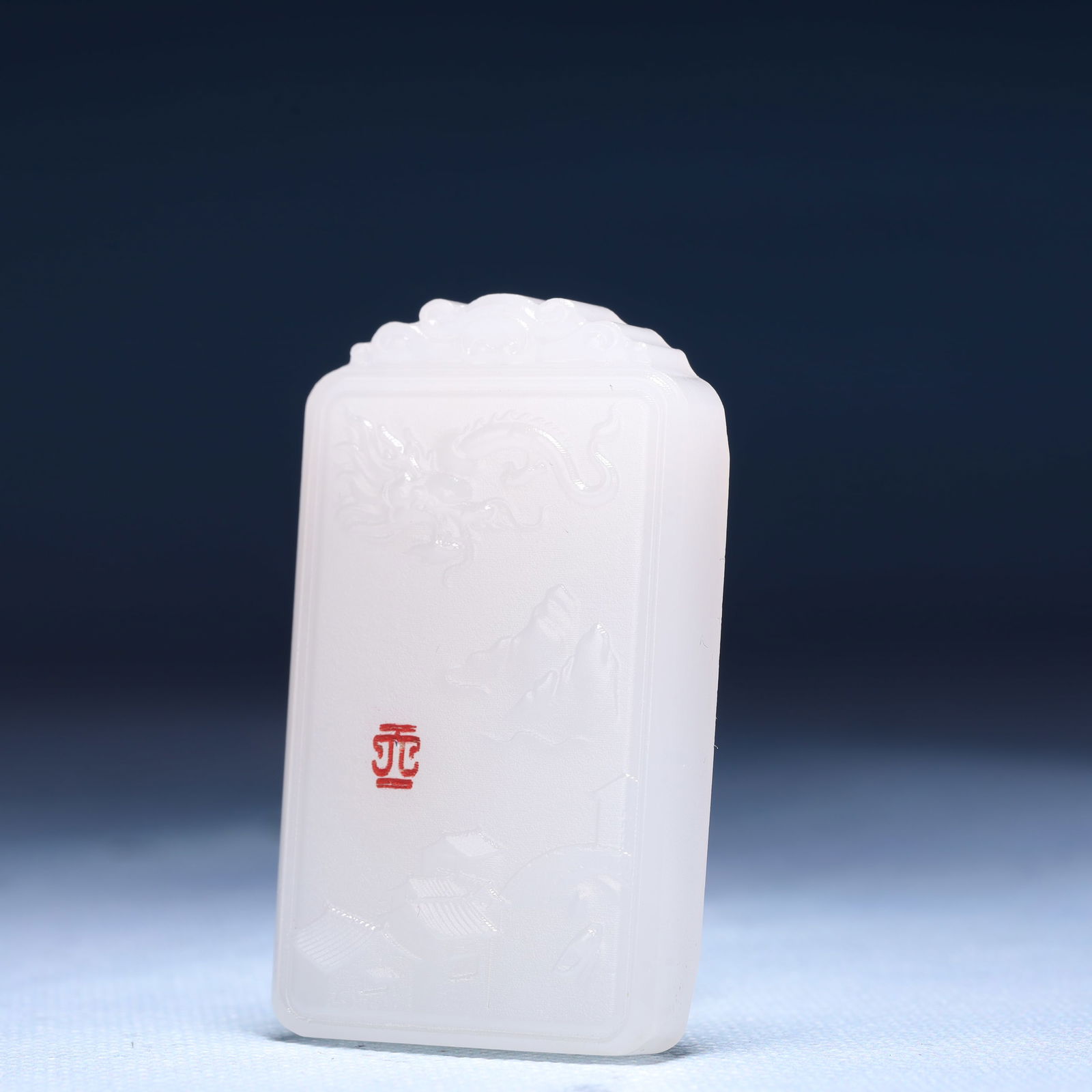 An Exquisite White Jade Landscape Pattern Pendant - 2