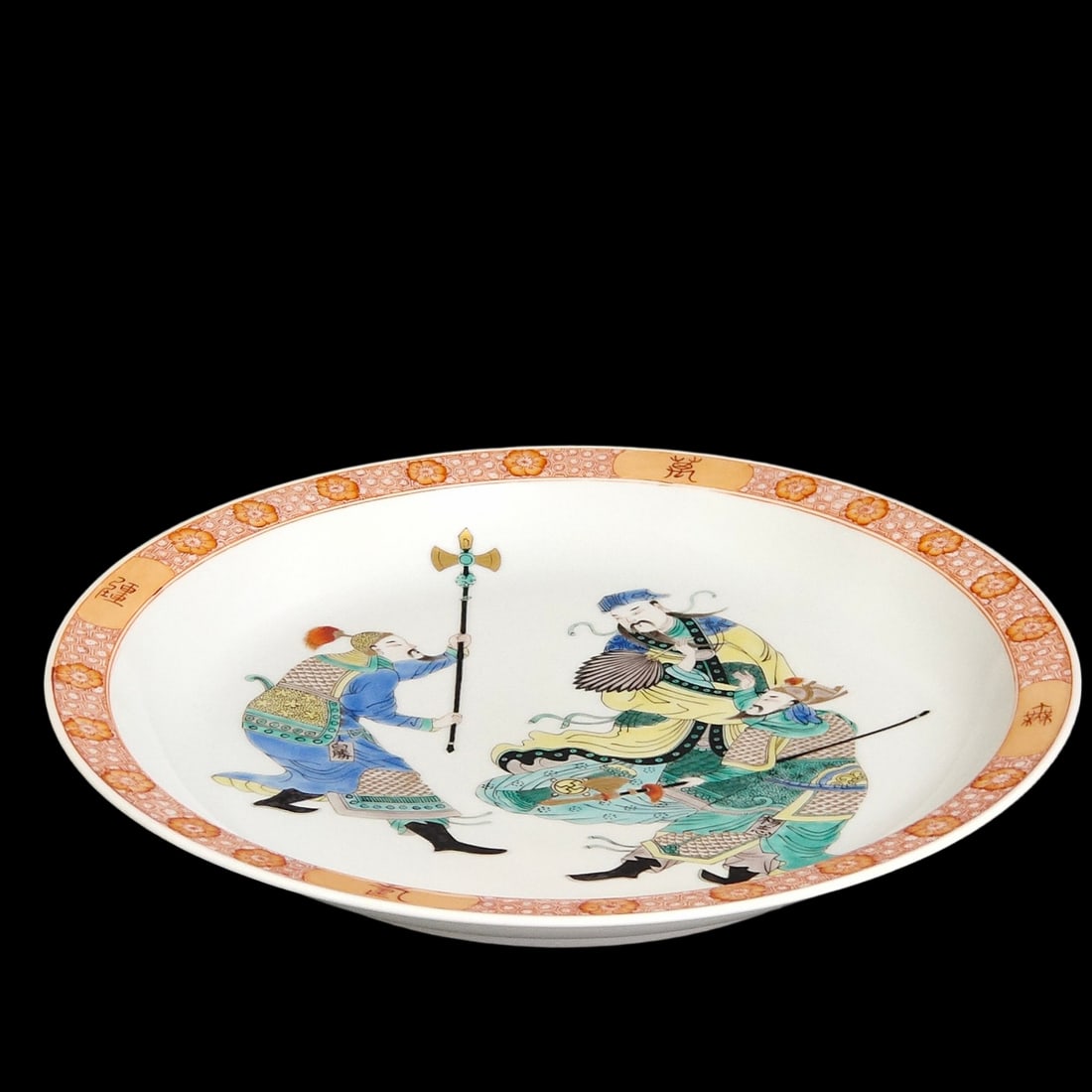 An Exquisite Wucai Character and Story Pattern Plate: An Exquisite Wucai Character and Story Pattern Plate,Qing Dynasty,China,Kangxi Six-character Mark,Size:1.4inx10in 五彩人物故事纹盘子,中Þ
