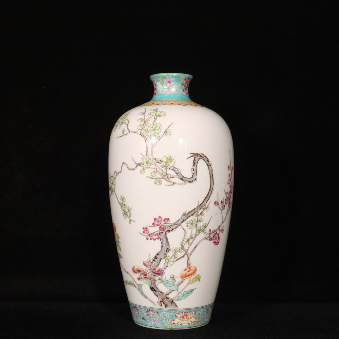 An Exquisite Enamel Flower and Butterfly Pattern Vase,with poem: An Exquisite Enamel Flower and Butterfly Pattern Vase,with poem,Qing Dynasty,China,Yongzheng Four-character Mark,Size:9.3inx4.7in 珐琅彩花卉蝴蝶纹ல