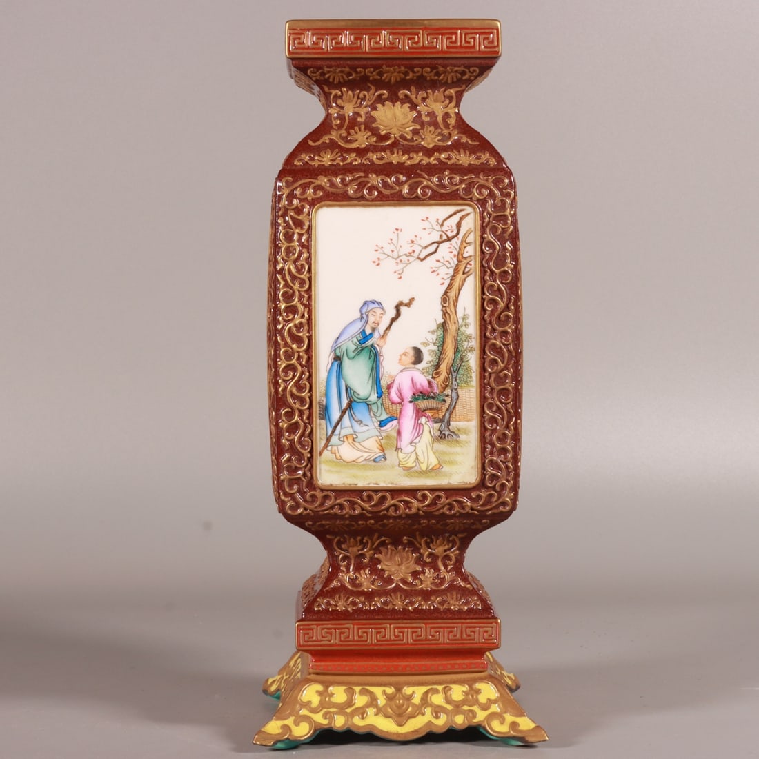 An Exquisite Enamel Painted Gold Character and Story Pattern Vase,with poem: An Exquisite Enamel Painted Gold Character and Story Pattern Vase,with poem,Qing Dynasty,China,Qianlong Six-character Mark,Size:9.6inx3.3in 珐琅彩描金人物