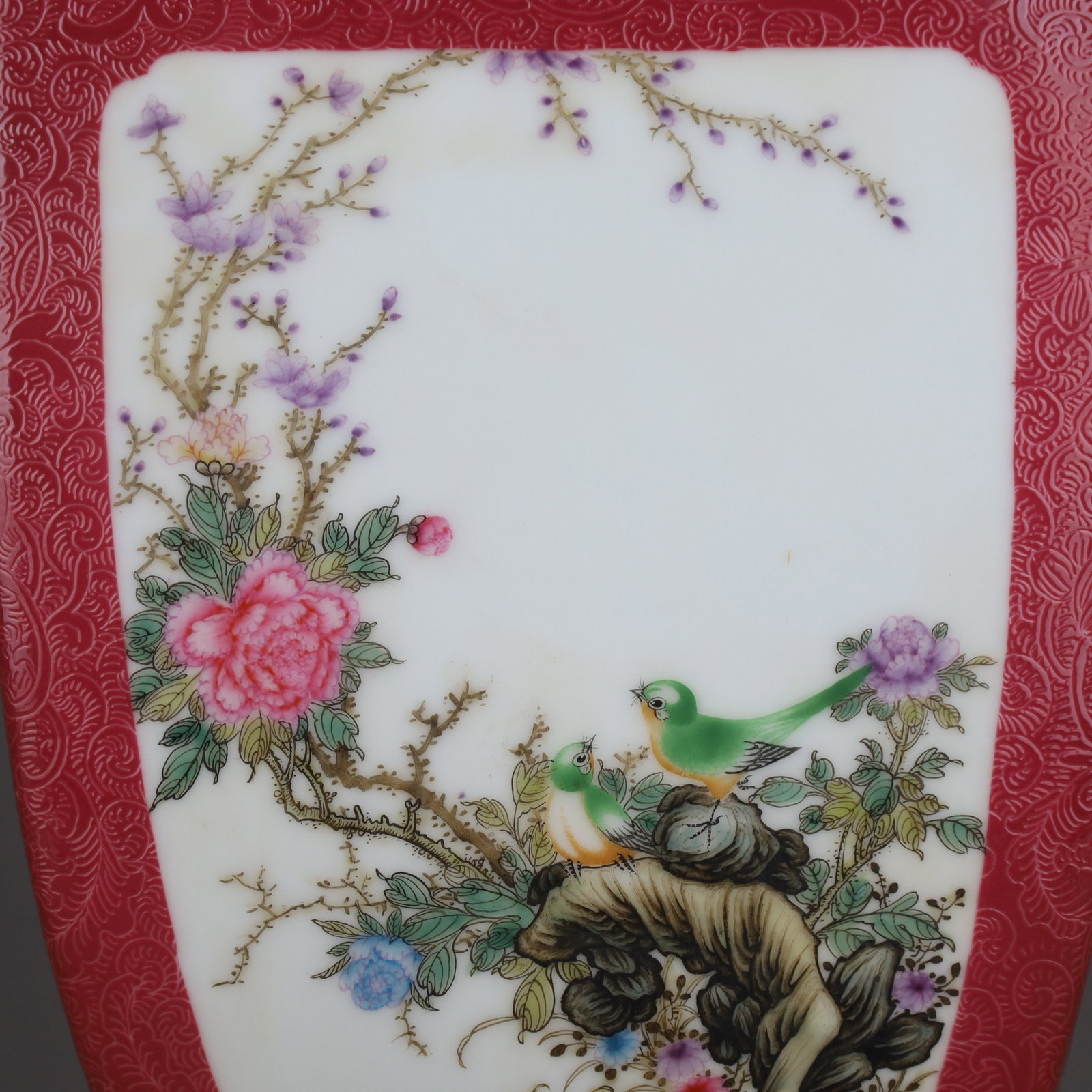 A Exquisite Ruby Red-Glazed Enamel Flower and Bird Pattern Vase - 7