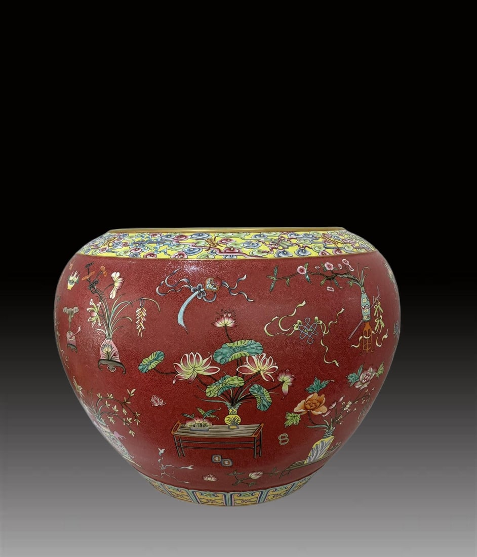 A Exquisite Ruby Red Ground Antique Pattern Vat - 7