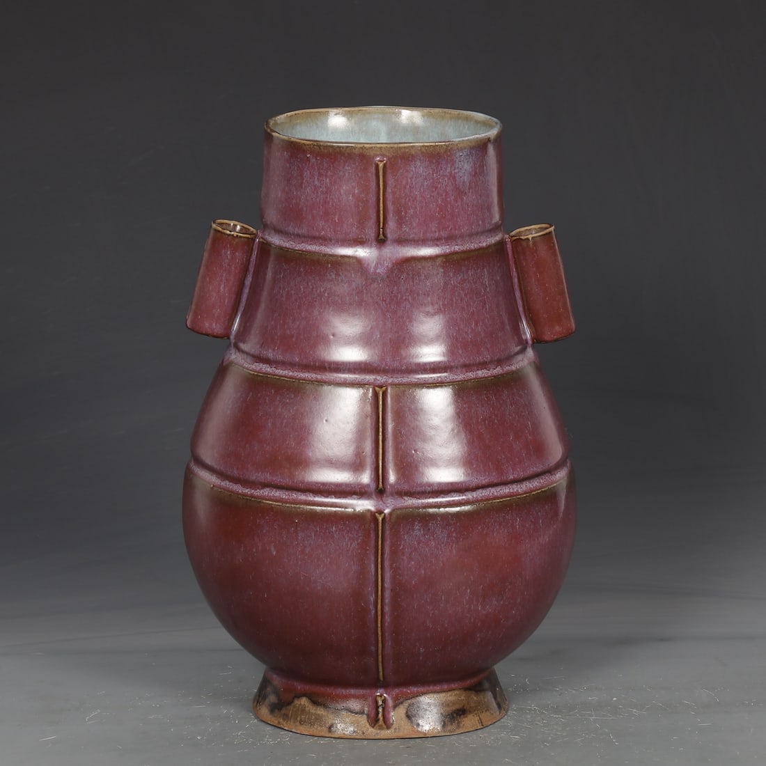 A Exquisite Jun yao Purple Glazed Double-Ears Vase: A Exquisite Jun yao Purple Glazed Double-Ears Vase,Song Dynasty, China,With Mark,Size:10.4inx4inx6.7in 钧窑玫瑰紫釉贯耳瓶,中国宋