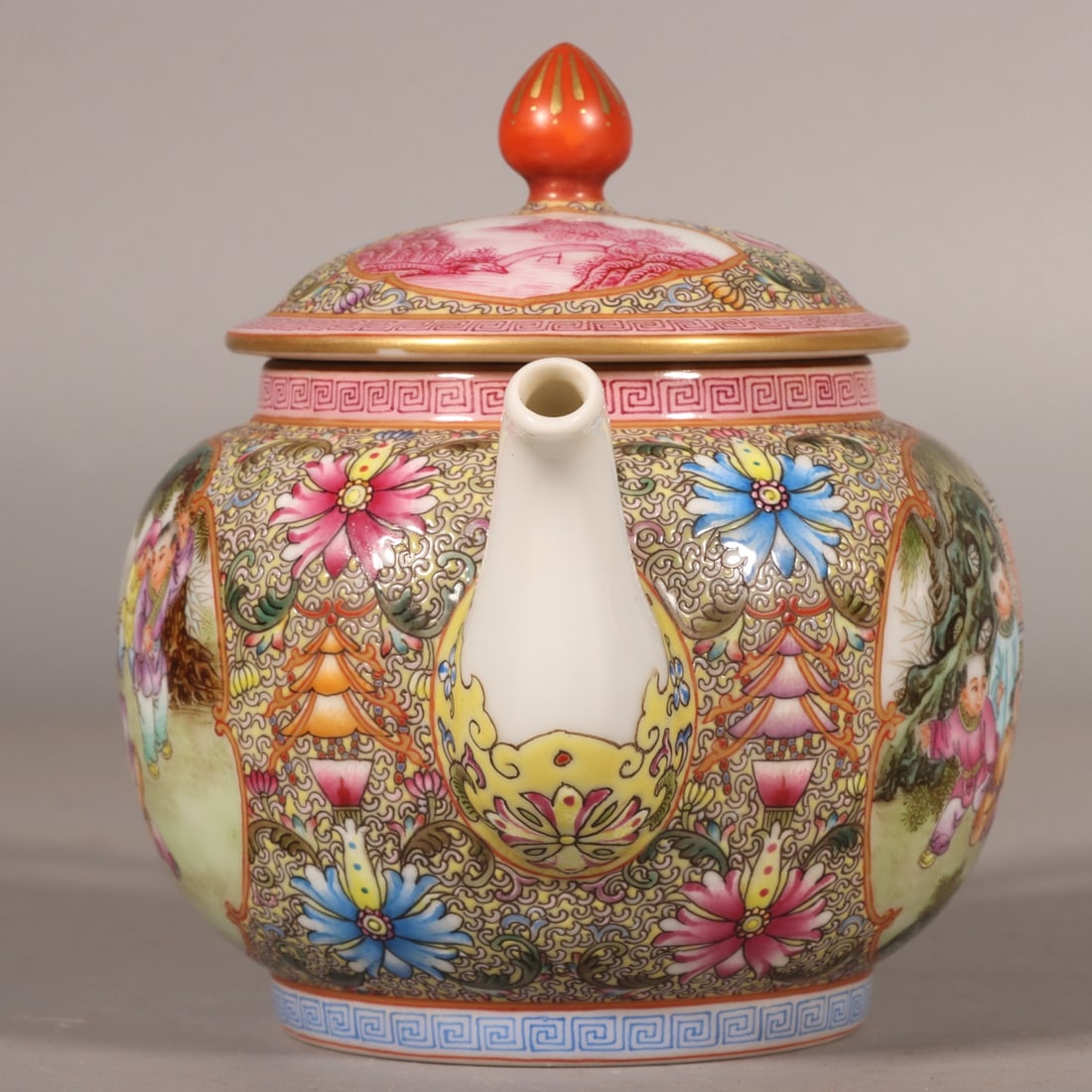 A Exquisite Enamel Figures Pattern Ewer - 7