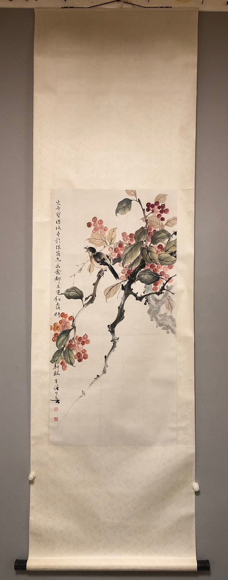 A Chinese Vertical Scroll Ink Painting of Flowers and Birds on Paper: A Chinese Vertical Scroll Ink Painting of Flowers and Birds on Paper,Modern Time of China,Huang Huanwu,Size:18.1inx38.6in 一幅中国水墨纸本花࿏