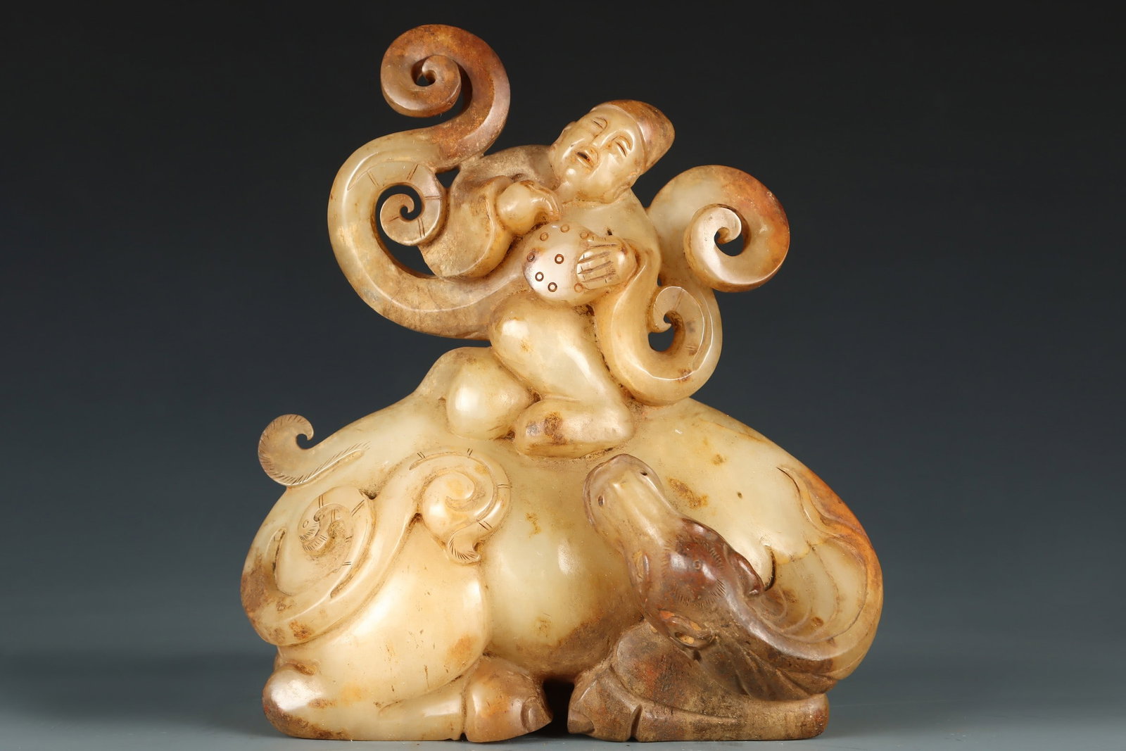 A Exquisite Hotan Jade Figures Ornament: A Exquisite Hotan Jade Figures Ornament,Qing Dynasty, China,Qianlong Four-character Mark,Size:6.7inx5.9in,Weight:756g 和田玉人物摆件,中国清&