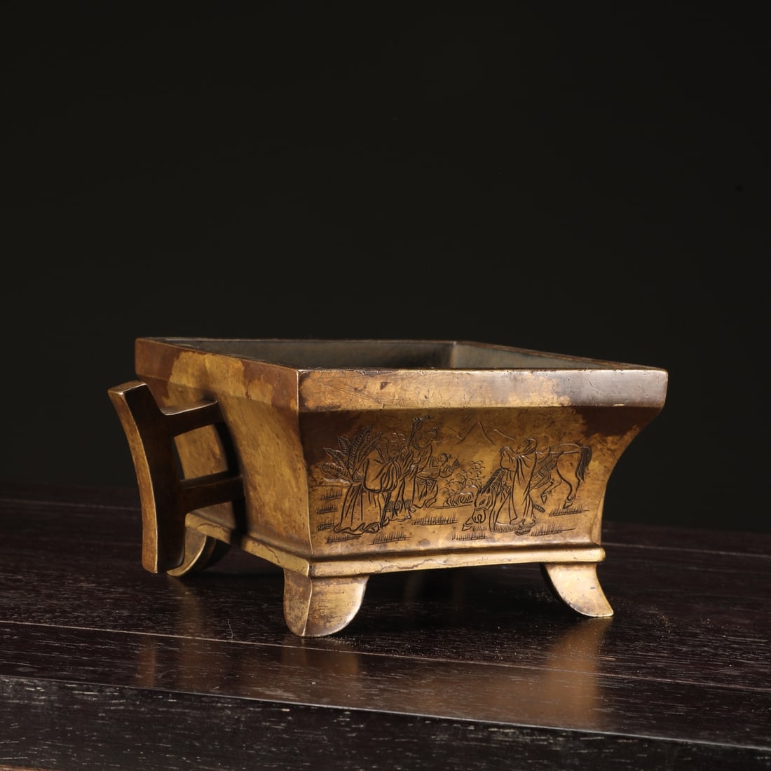 A Exquisite Coppery Figures Pattern Double-Ears Censer - 2