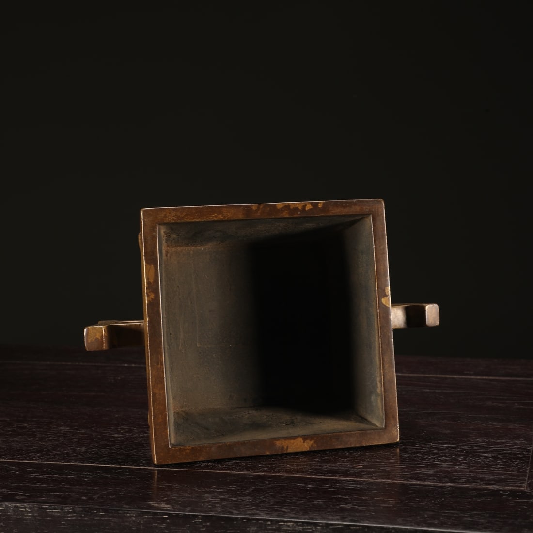 A Exquisite Coppery Figures Pattern Double-Ears Censer - 5