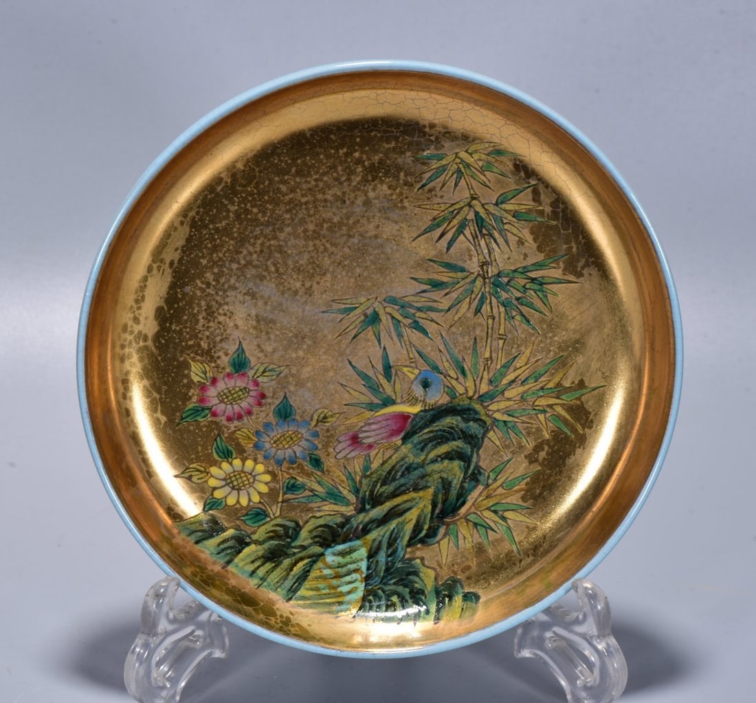 A Exquisite Ru Porcelain Enameled Gold Gilded Flower and Bird pattern Plate: A Exquisite Ru Porcelain Enameled Gold Gilded Flower and Bird pattern Plate,Song Dynasty, China,With Mark,Size:1.6inx7.5in 汝瓷加彩鎏金花鸟纹İ