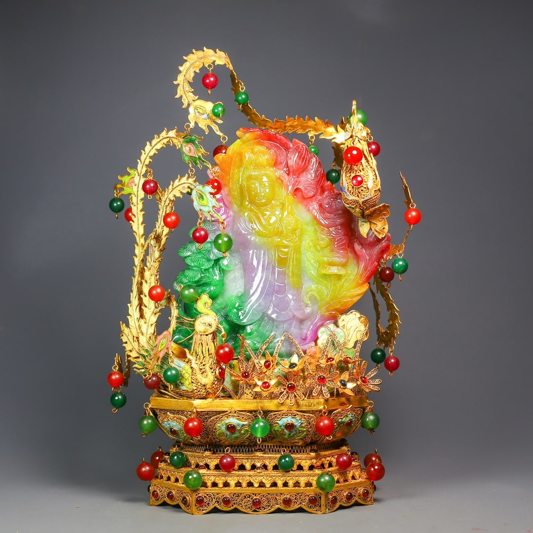 A Exquisite Filigree Bashan Jade Statue of Avalokitesvara Ornament: A Exquisite Filigree Bashan Jade Statue of Avalokitesvara Ornament,Qing Dynasty, China,Qianlong Four-character Mark,Size:13.8inx8.3in,Weight:1678g 
