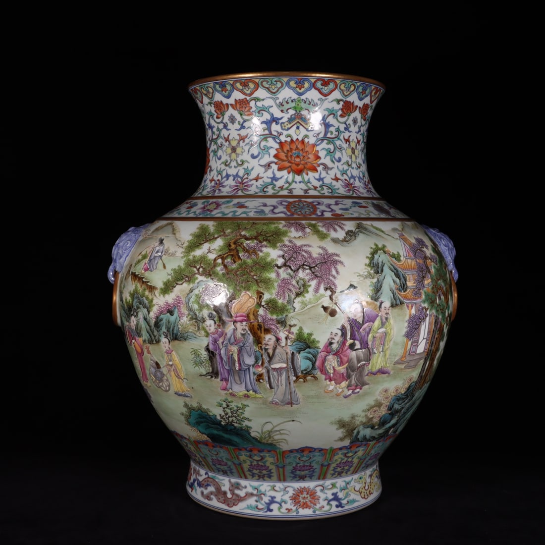 A Exquisite Famille-Rose Figures Pattern Elephant-Ears Vase: A Exquisite Famille-Rose Figures Pattern Elephant-Ears Vase,Qing Dynasty, China,Qianlong Six-character Mark,Size:19.7inx9.3inx15.4inx9.4in 粉彩人物纹象耳ī