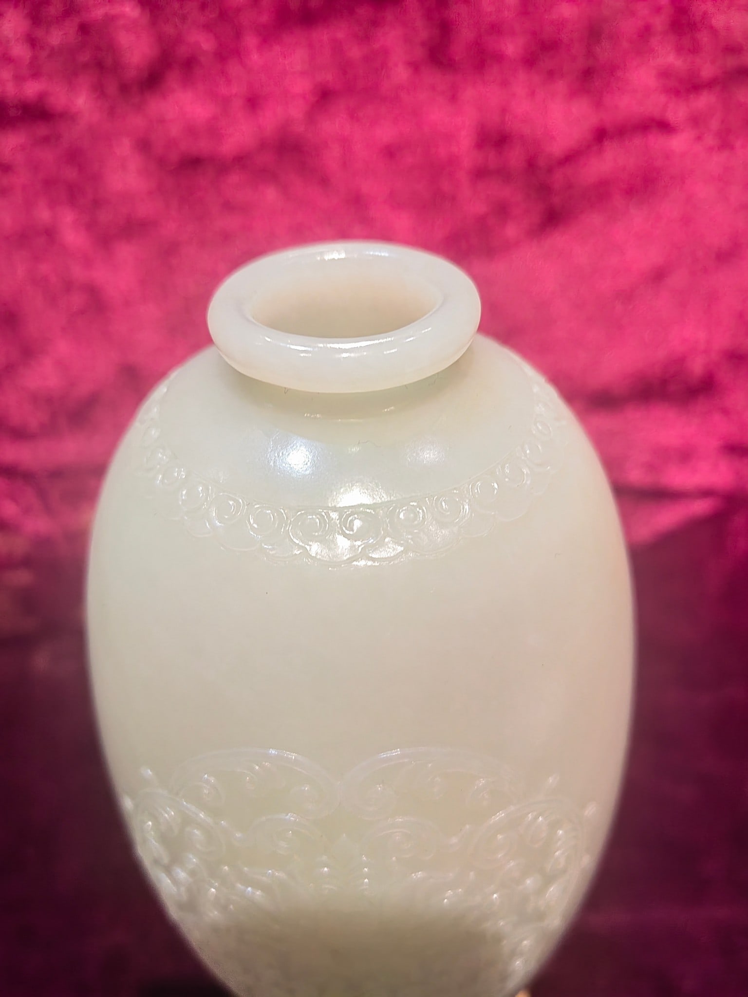 A Exquisite Hotan White Jade Vase - 2