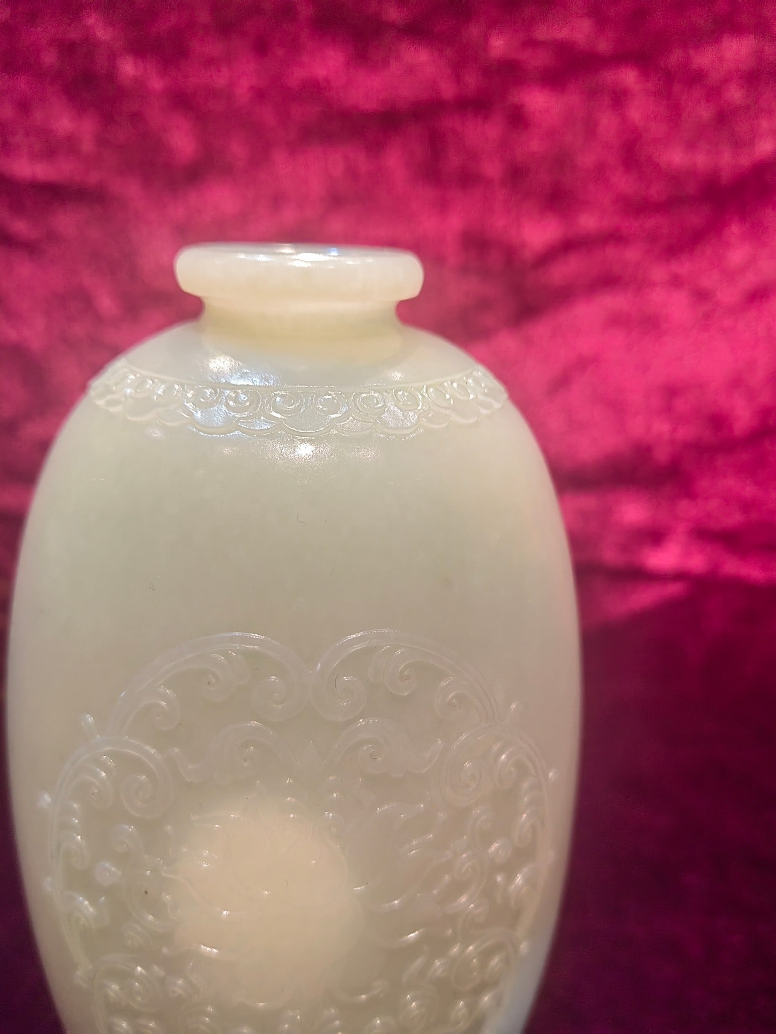 A Exquisite Hotan White Jade Vase - 7