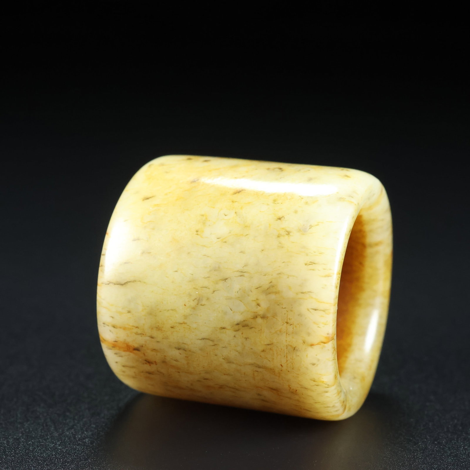 A Exquisite Hotan Jade Thumb Ring - 8
