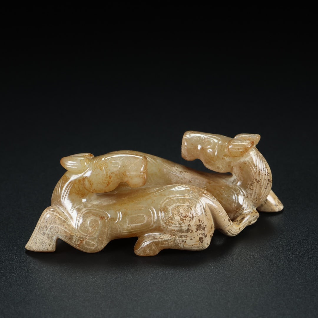 A Exquisite Hotan Jade Horse Ornament: A Exquisite Hotan Jade Horse Ornament,Han Dynasty, China,Size:3.5inx2inx1.6in,Weight:110g 和田玉马摆件,中国汉代
