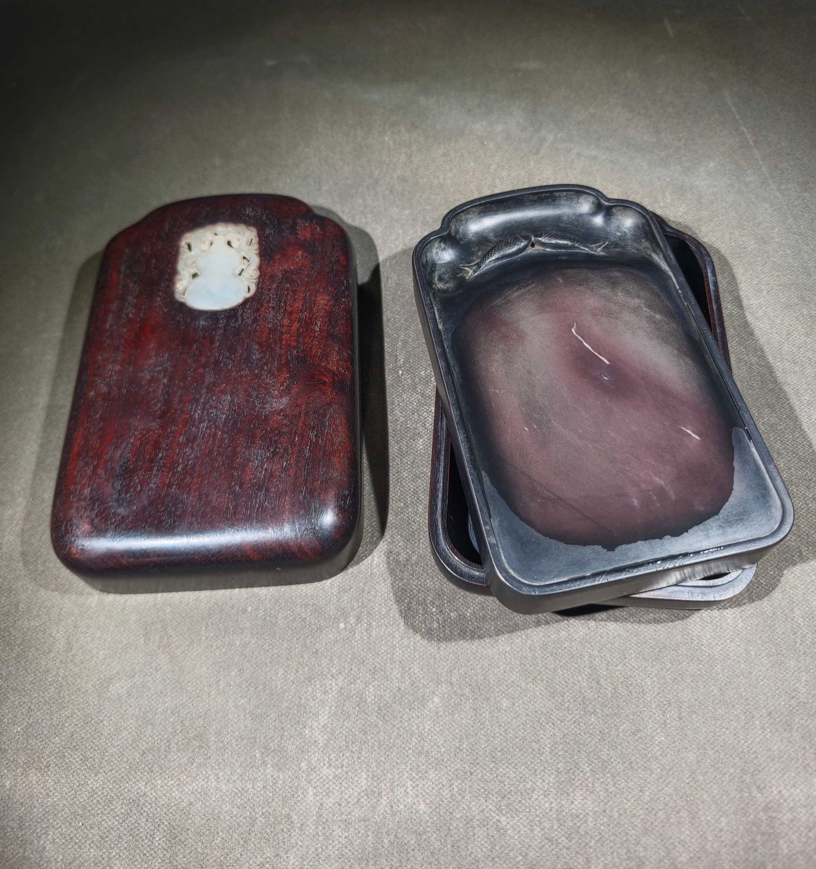 A Exquisite Fish Pattern Inkstone - 2