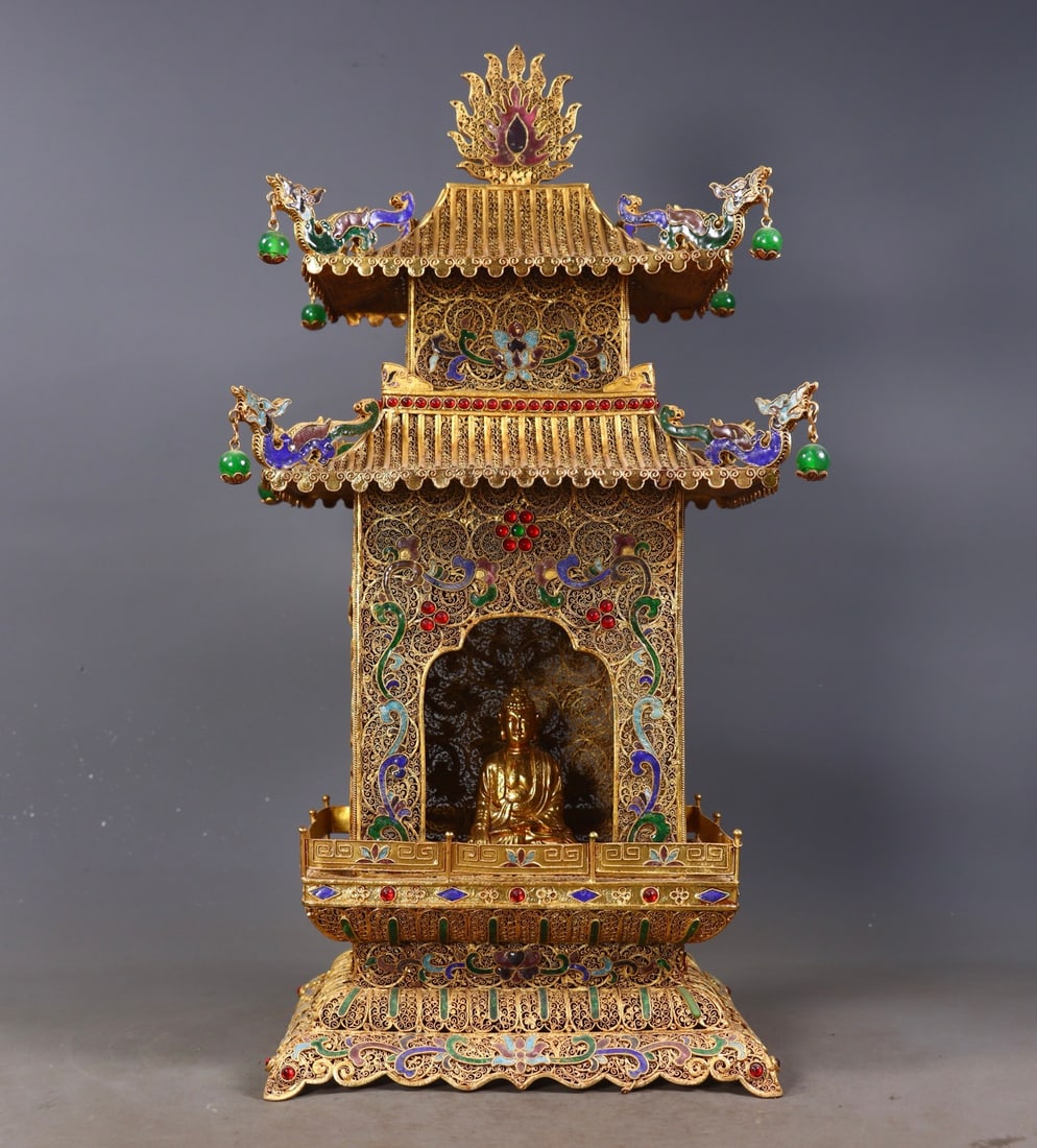 A Exquisite Filigree Gilt Inlaid Gems Buddhist Niche: A Exquisite Filigree Gilt Inlaid Gems Buddhist Niche,Qing Dynasty, China,Qianlong Four-character Mark,Size:17.3inx8.9inx6.7in,Weight:2550g 