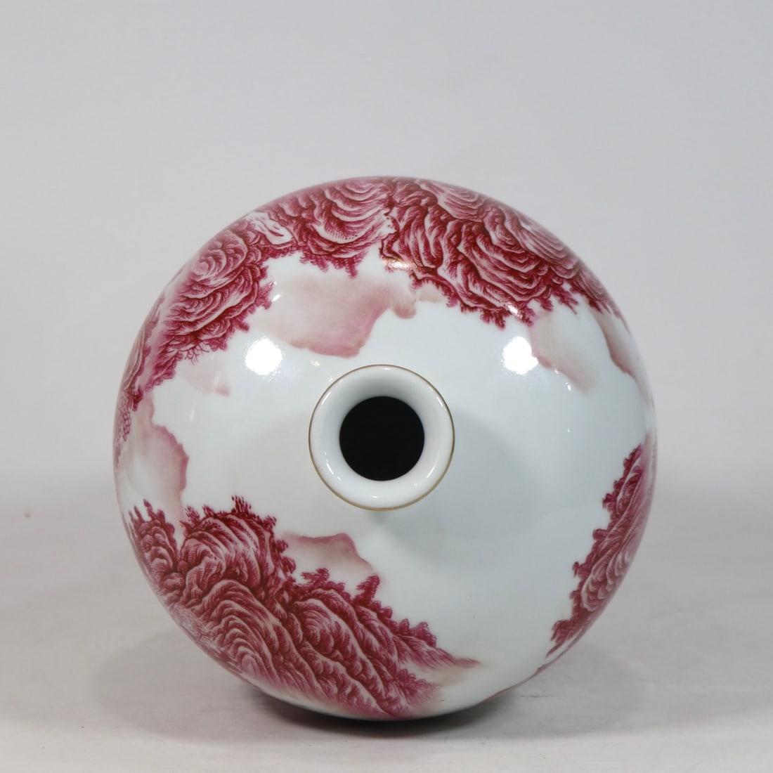 A Exquisite Ruby Red-Glazed Landscape Pattern Vase - 8
