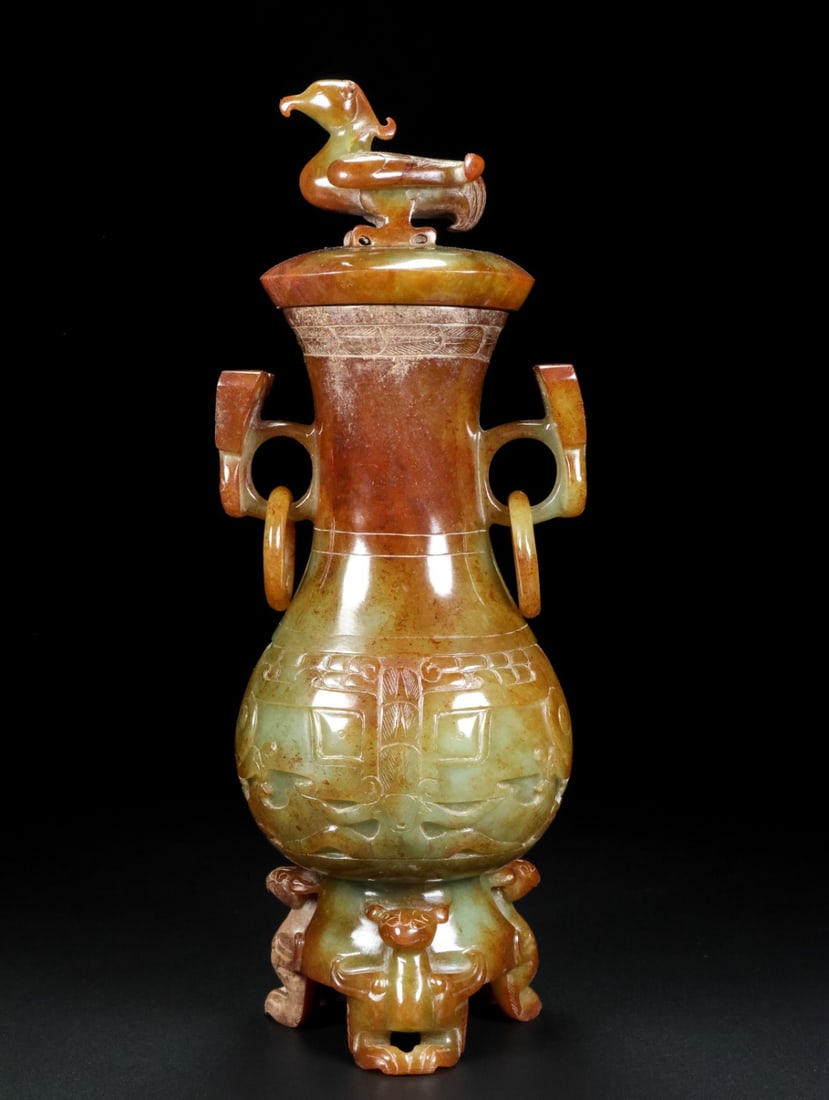 A Exquisite Hotan Jade Double Ears Vase: A Exquisite Hotan Jade Double Ears Vase,Hang Dynasty, China,Size:4.3inx3.3inx11.4in,Weight:1291g 和田玉双耳瓶,中国汉代