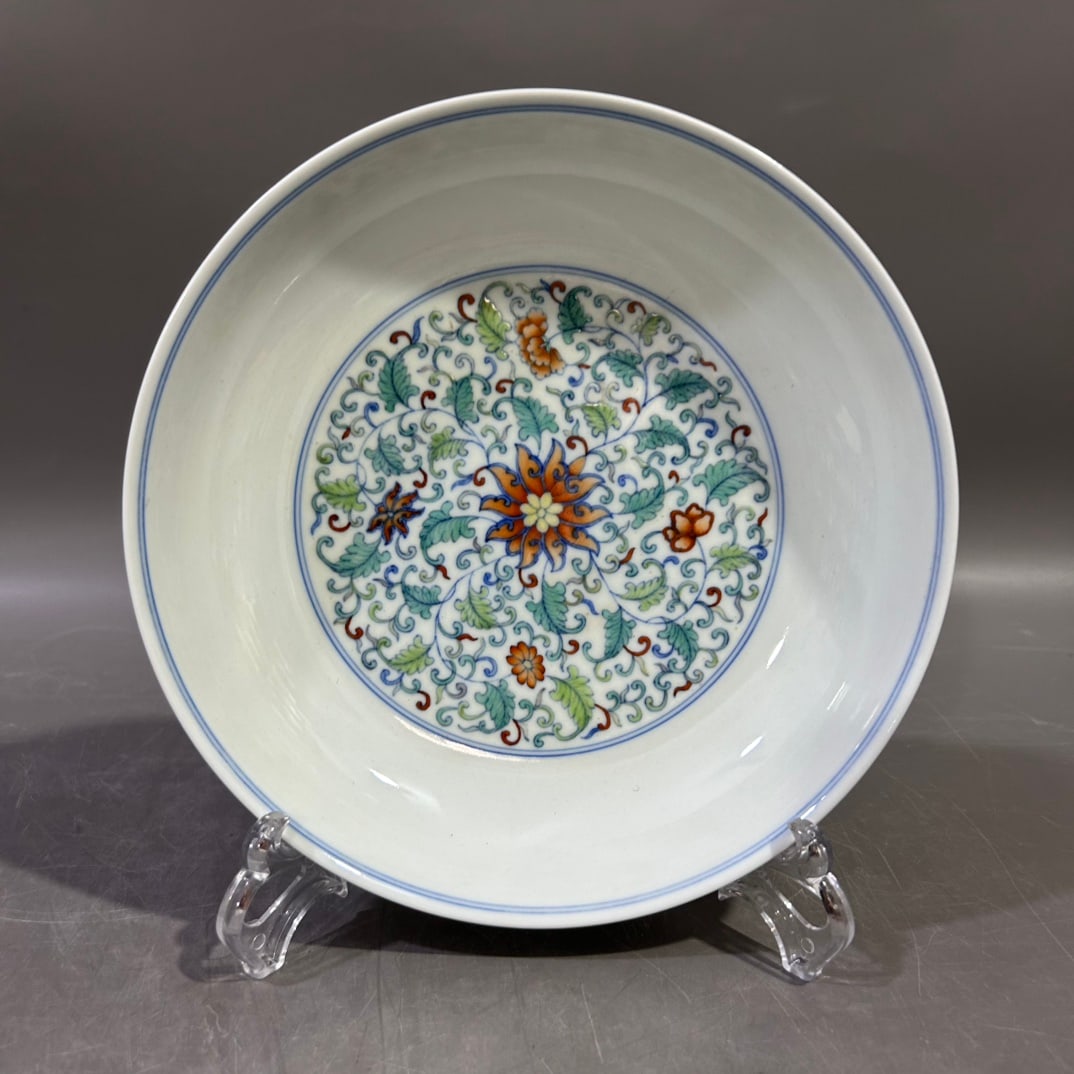 A Exquisite Doucai Lotus Pattern Plate: A Exquisite Doucai Lotus Pattern Plate,Qing Dynasty, China ,Yongzheng Six-character Mark,Size:8.3inx1.8in 斗彩缠枝莲纹盘,中国清代 ,