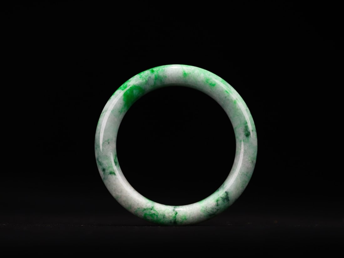 An Exquisite Jadeite Bracelets - 4