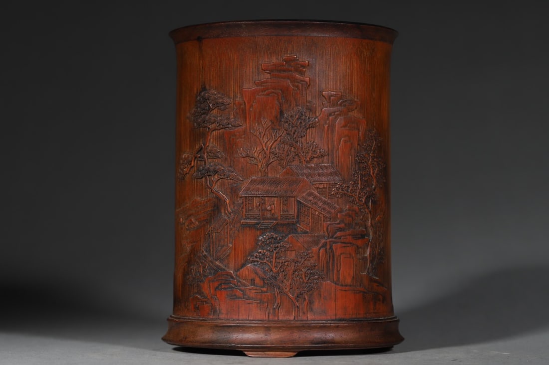 An Exquisite Bamboo Landscape and Figure Pattern with poem Brush Pot: An Exquisite Bamboo Landscape and Figure Pattern with poem Brush Pot Qing Dynasty, China Size:4.1inx5.7in Weight:307g山水人物竹雕笔筒 中国&#