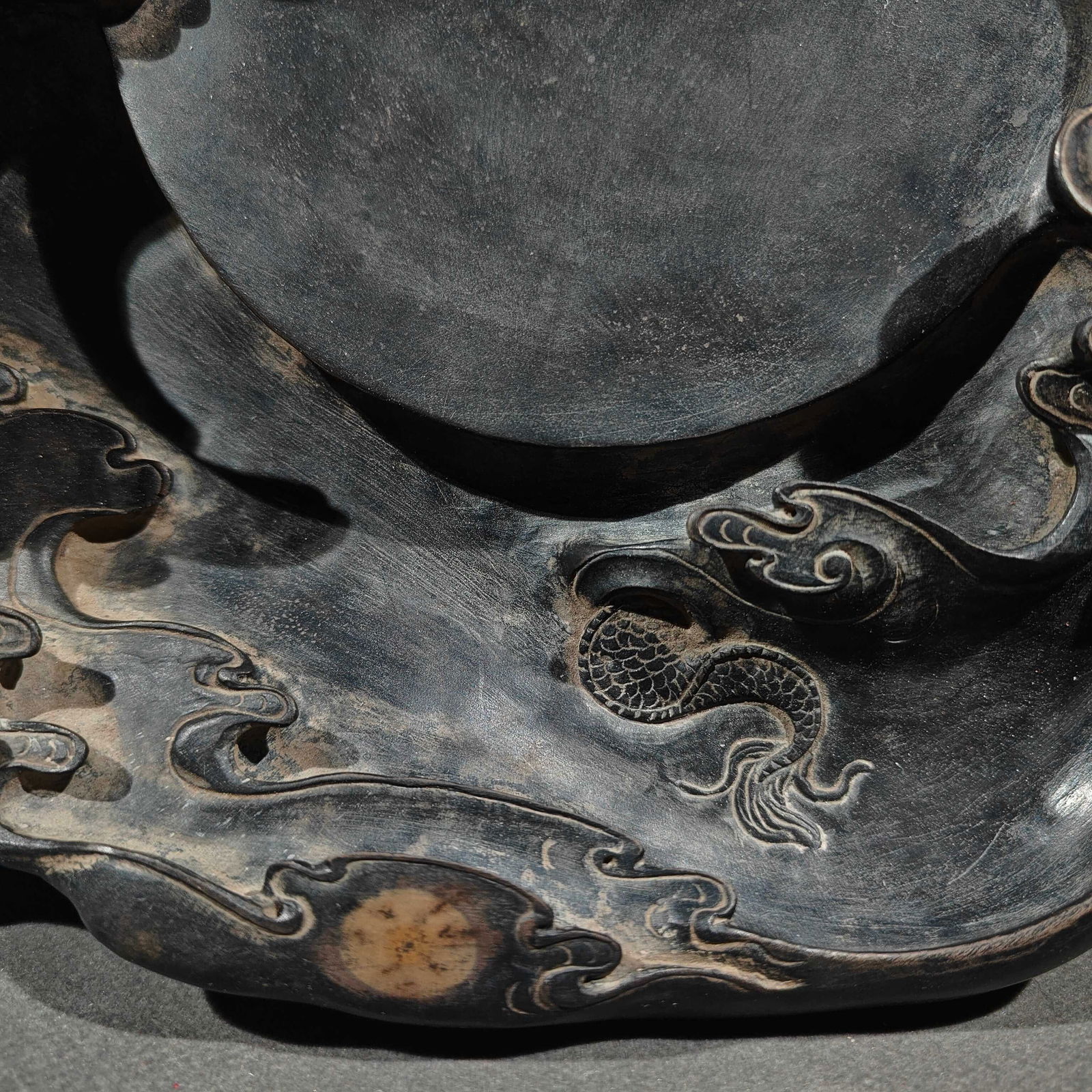 An Exquisite Auspicious Cloud Pattern Dragon Pattern Inkstone - 3