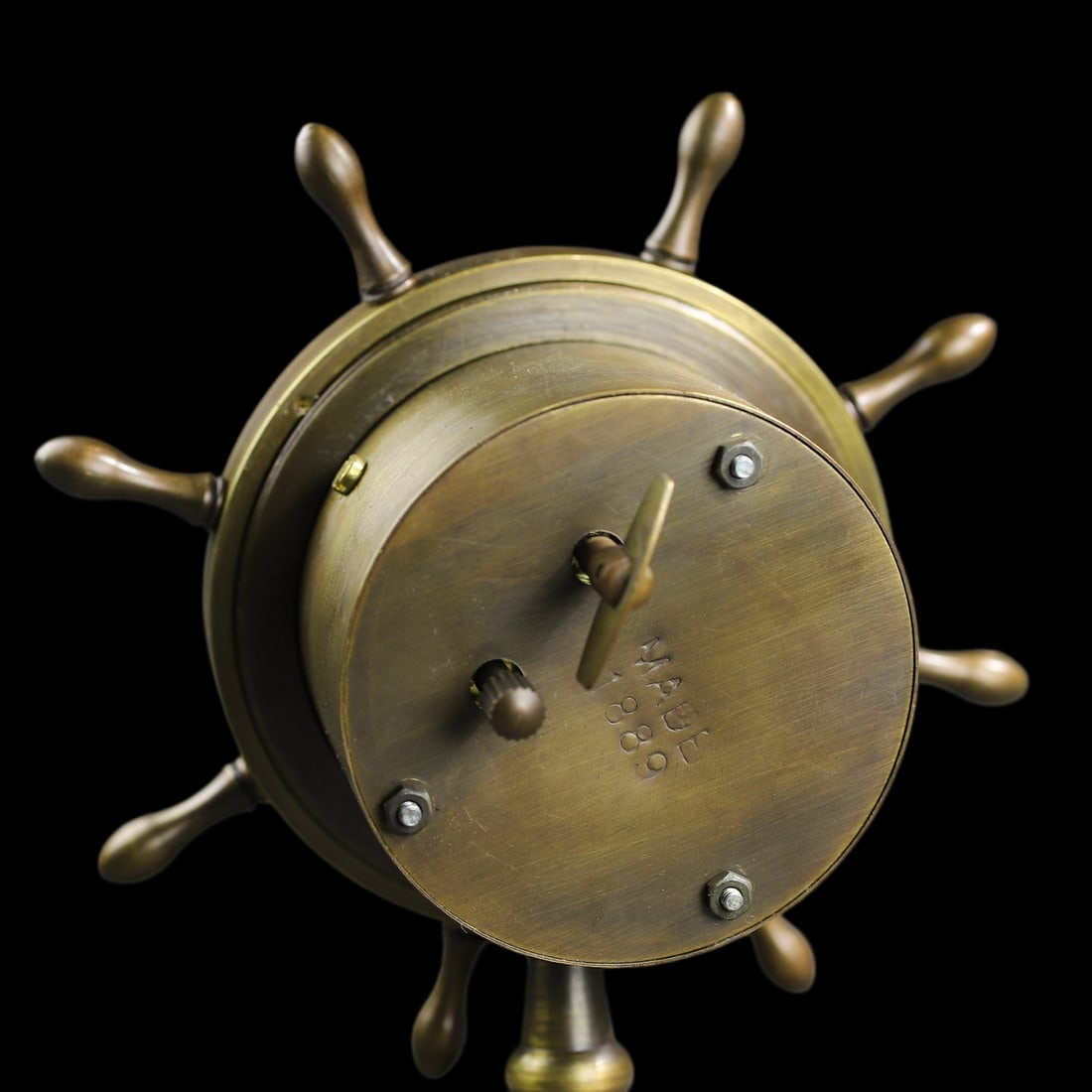 An Exquisite Bronze Clock - 7