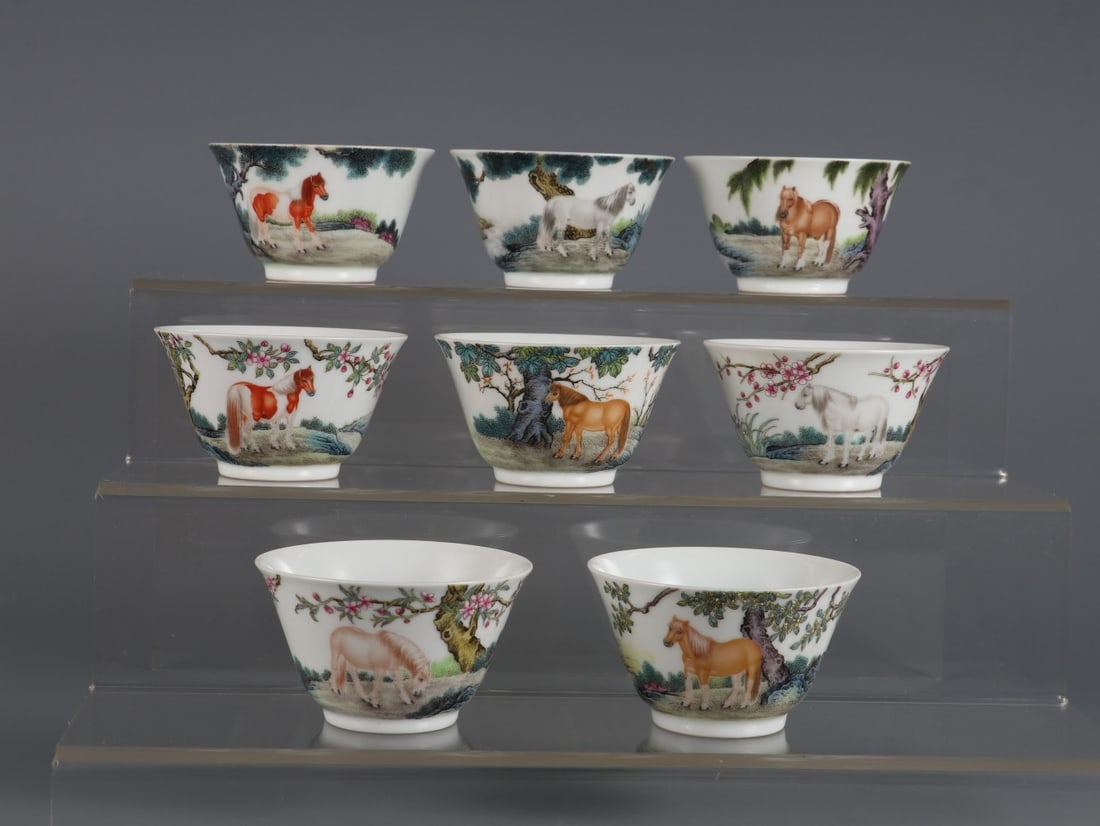 A Set of Fine Enamel Horse Pattern with poem Cup: A Set of Fine Enamel Horse Pattern with poem Cup Qing Dynasty, China Qianlong Four-character Mark Size:1.8inx3.1in珐琅彩八骏图茶杯一套 È