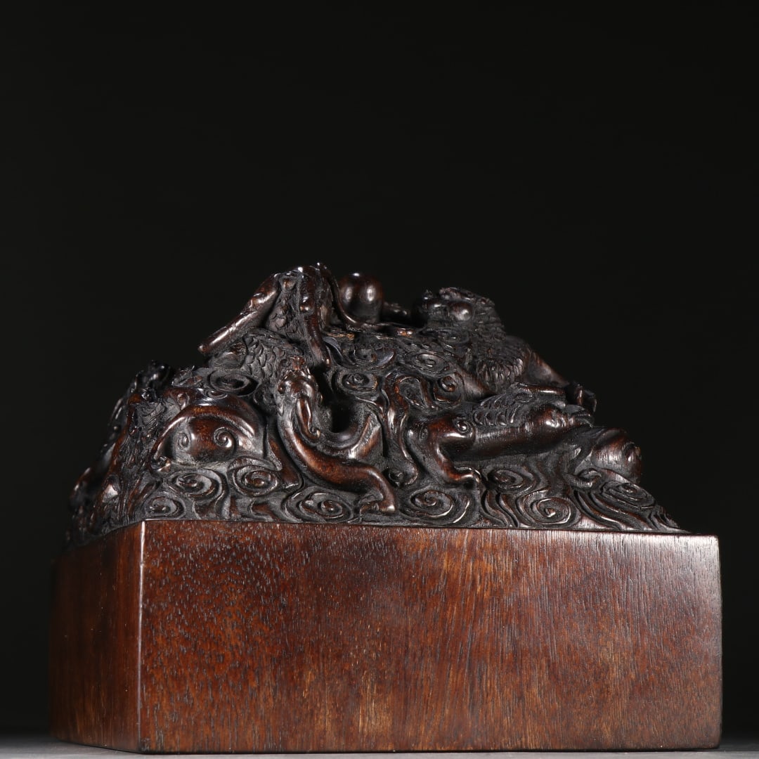 An Exquisite Eaglewood Dragon Pattern Seal - 3
