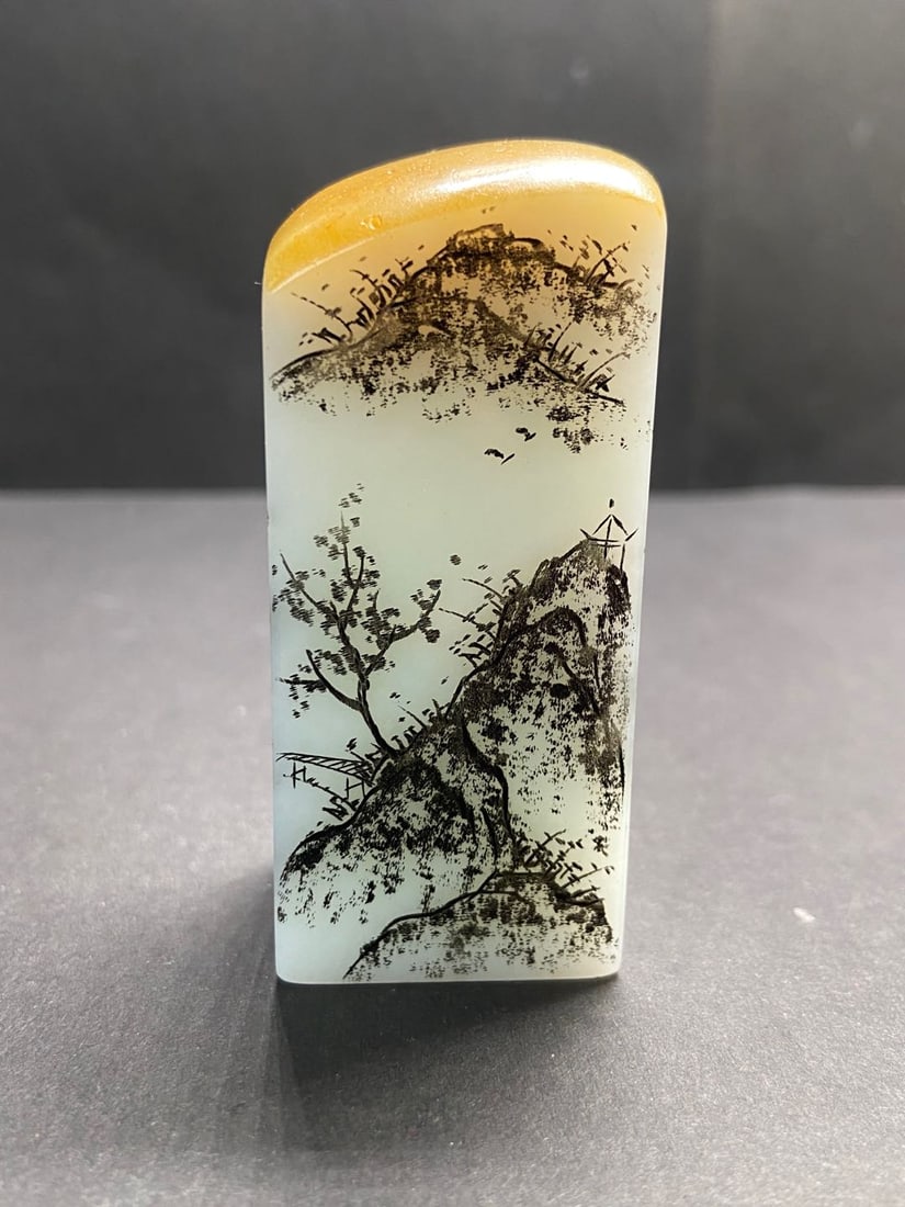 An Exquisite White Jade Landscape Pattern Seal: An Exquisite White Jade Landscape Pattern Seal Qing Dynasty, China Size:3.1inx1.3inx1.1in Weight:200g白玉水墨山水画原石印章 中&#