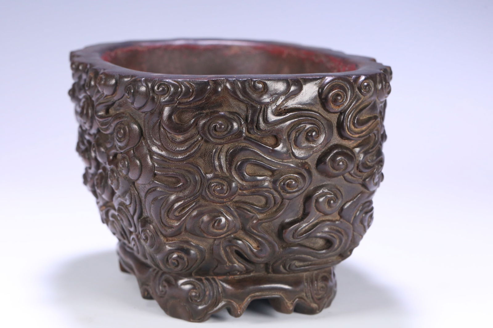 An Exquisite Eaglewood Auspicious Cloud Pattern Brush Washer - 2