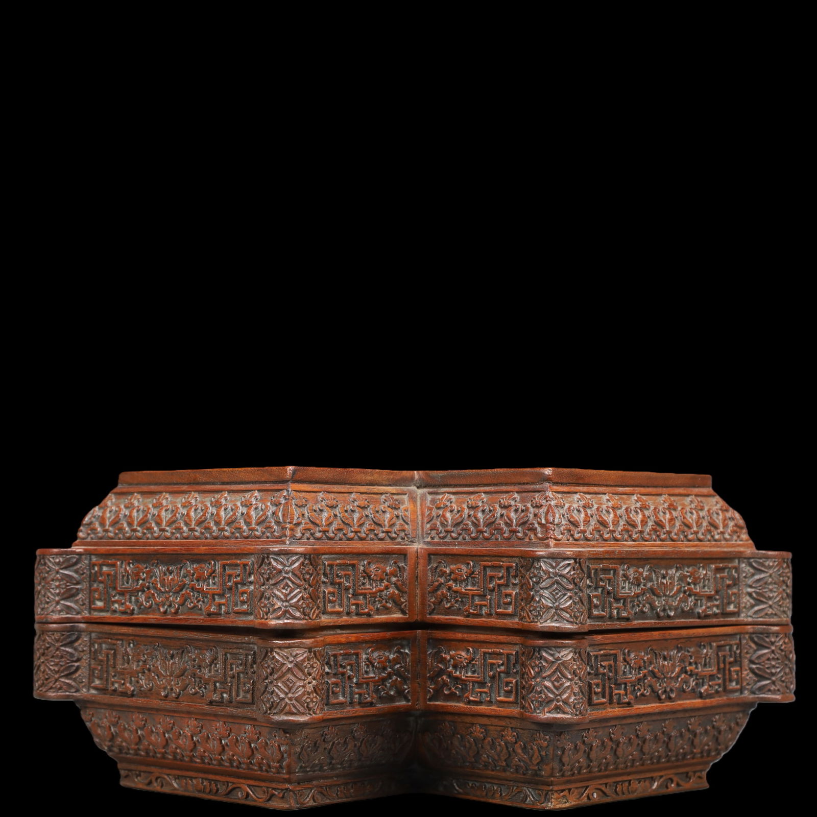 A Exquisite Boxwood Lotus Pattern Box - 2