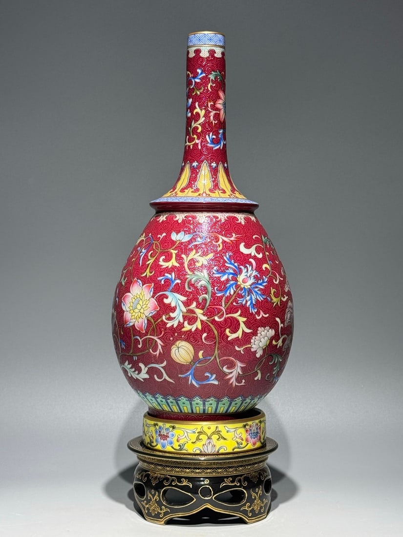 A Rare Ruby Red-Glazed Enamel Lotus Pattern Vase - 2