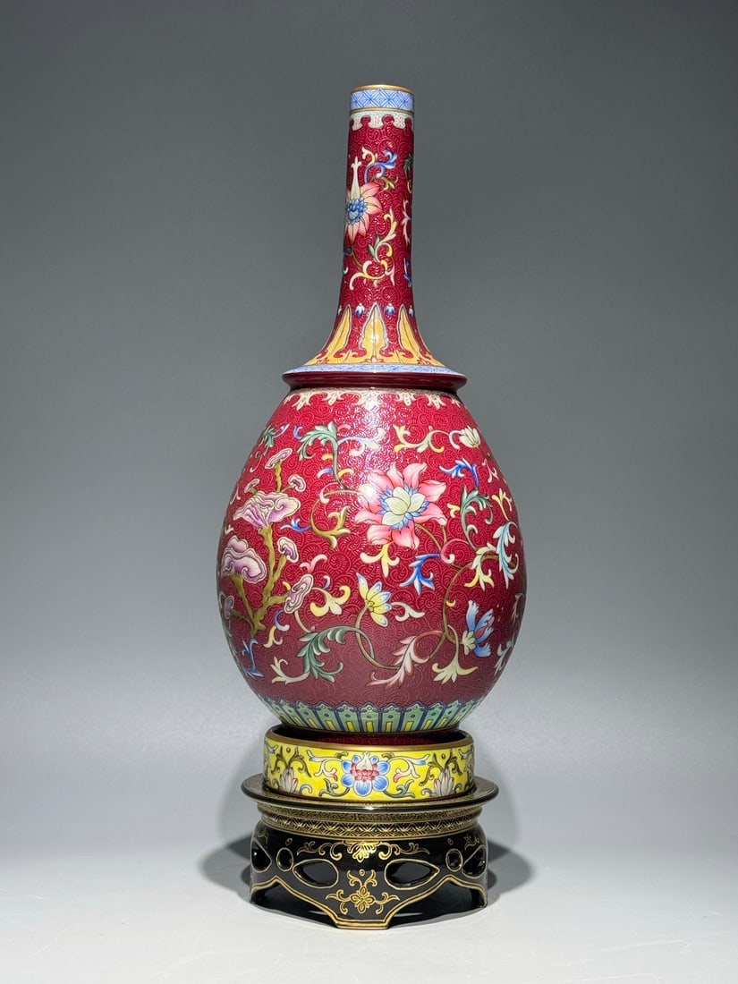 A Rare Ruby Red-Glazed Enamel Lotus Pattern Vase - 5