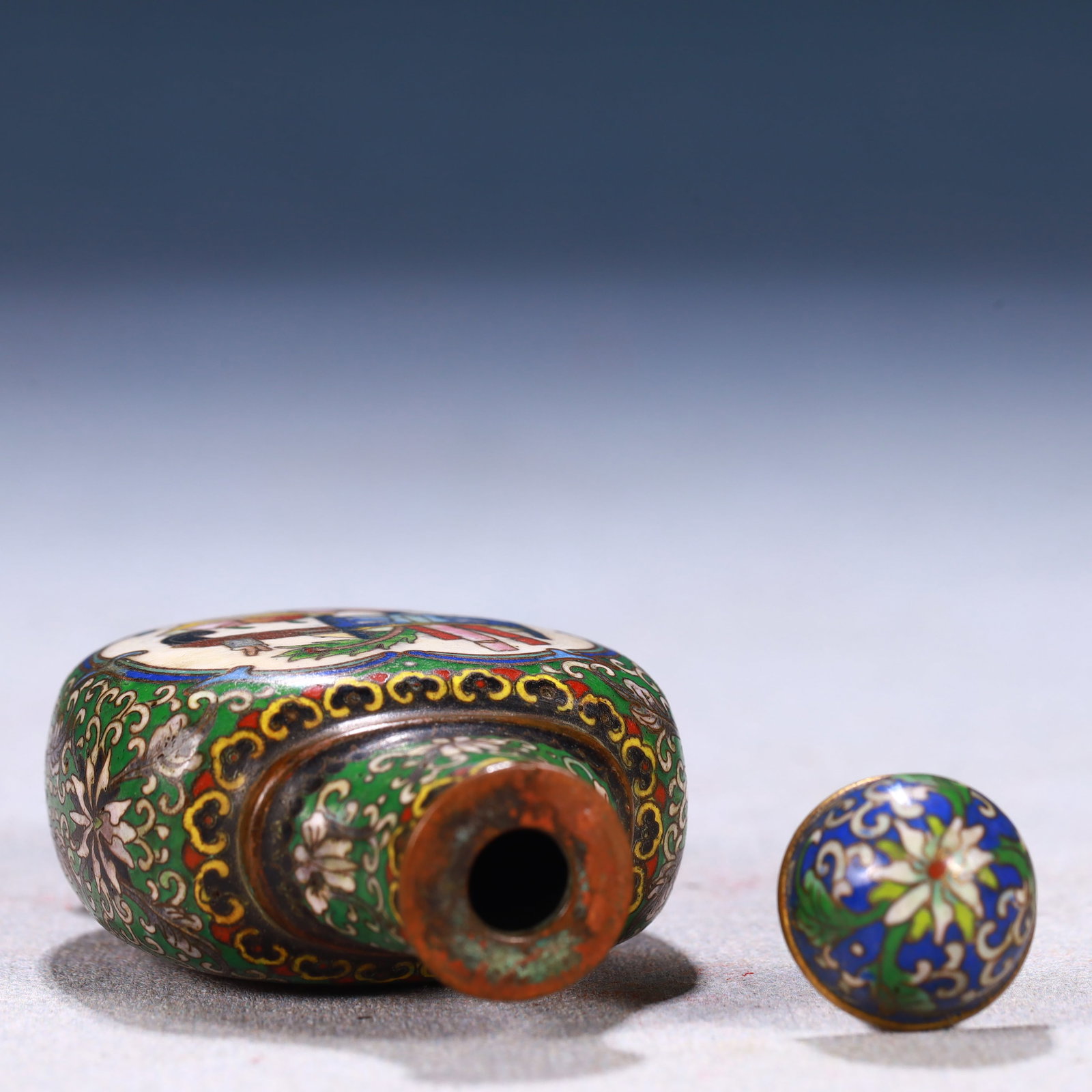 An Exquisite Cloisonne Pine Pattern Snuff Bottle - 7