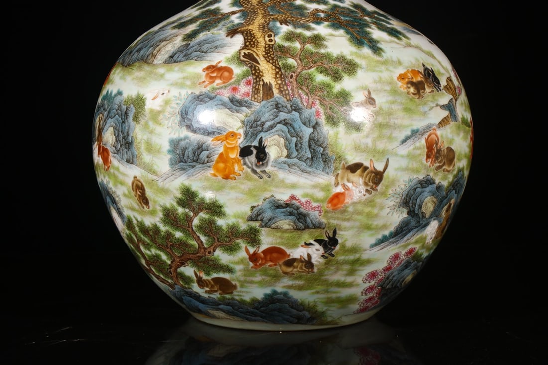 A Huge Enamel Pine and Rabbit Pattern Vase - 3