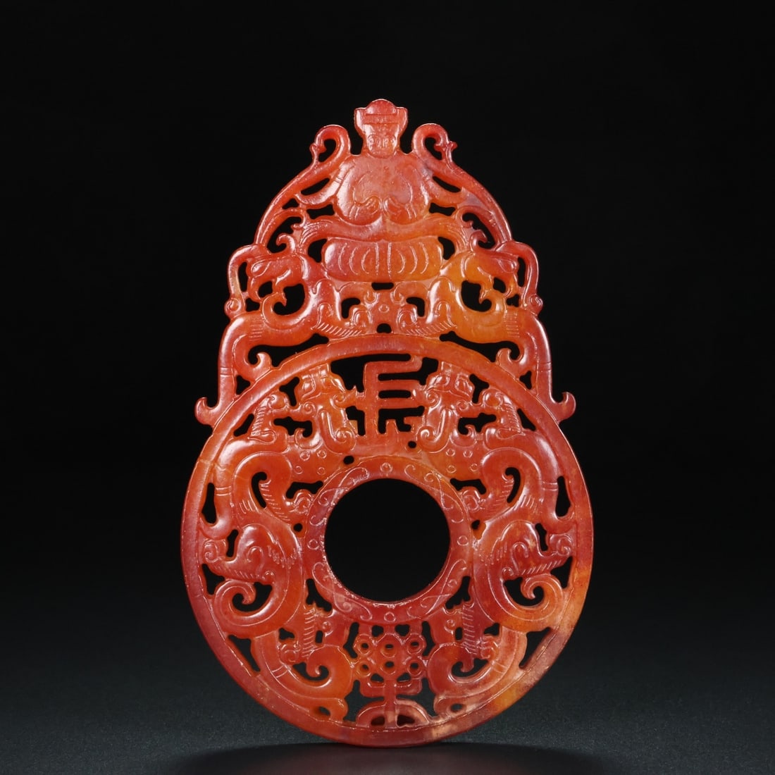 An Exquisite Archaic Jade Chi-Dragon Pattern Pendant: An Exquisite Archaic Jade Chi-Dragon Pattern Pendant,Ancient Time,China,Size:3.1inx0.2inx4.9in,Weight:119g 高古玉螭龙纹挂件,中国远