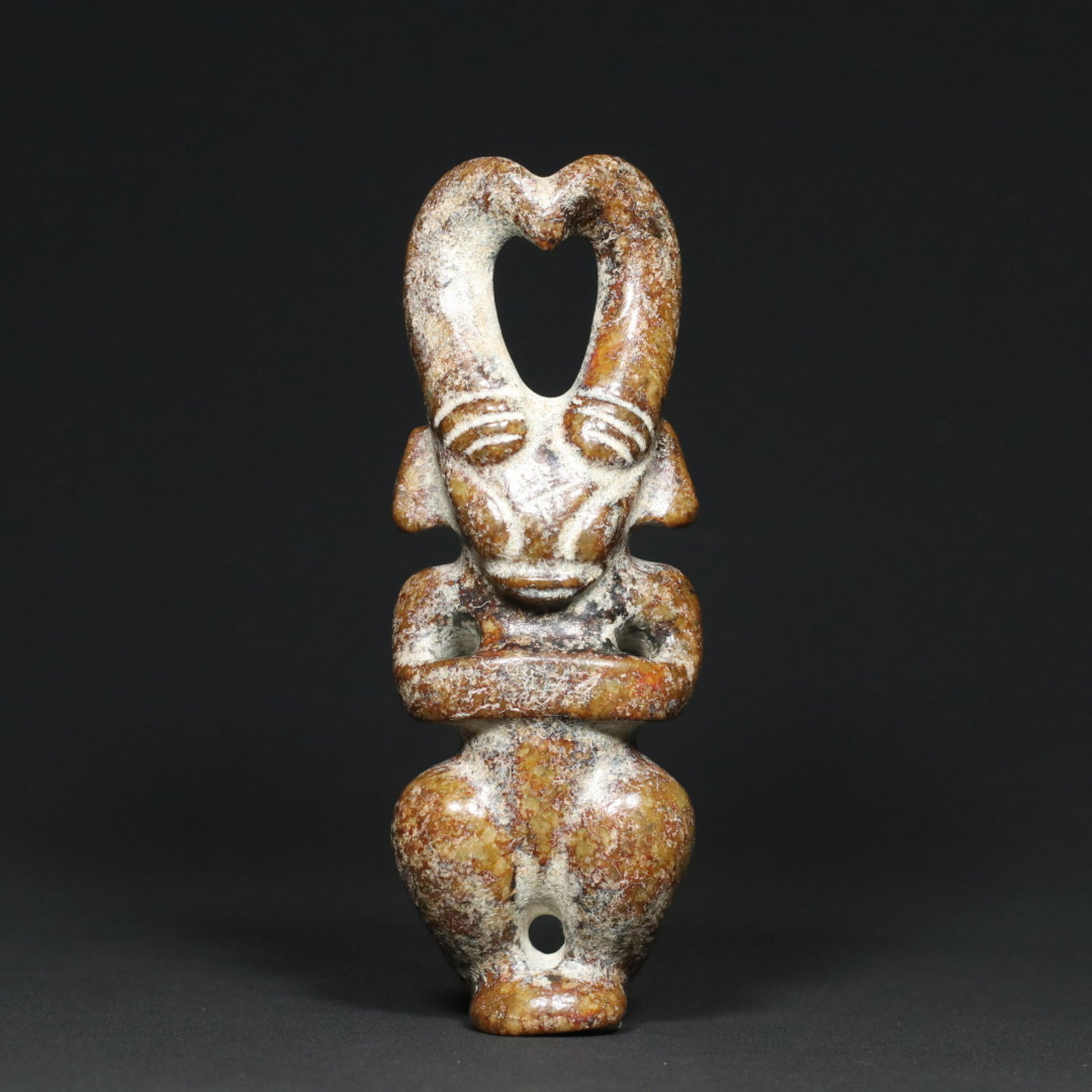 An Exquisite Archaic Jade Figure Ornament: An Exquisite Archaic Jade Figure Ornament,Ancient Time,China,Size:6.3inx2.2inx1.1in,Weight:313.5g 高古玉人物摆件,中国远古时ć