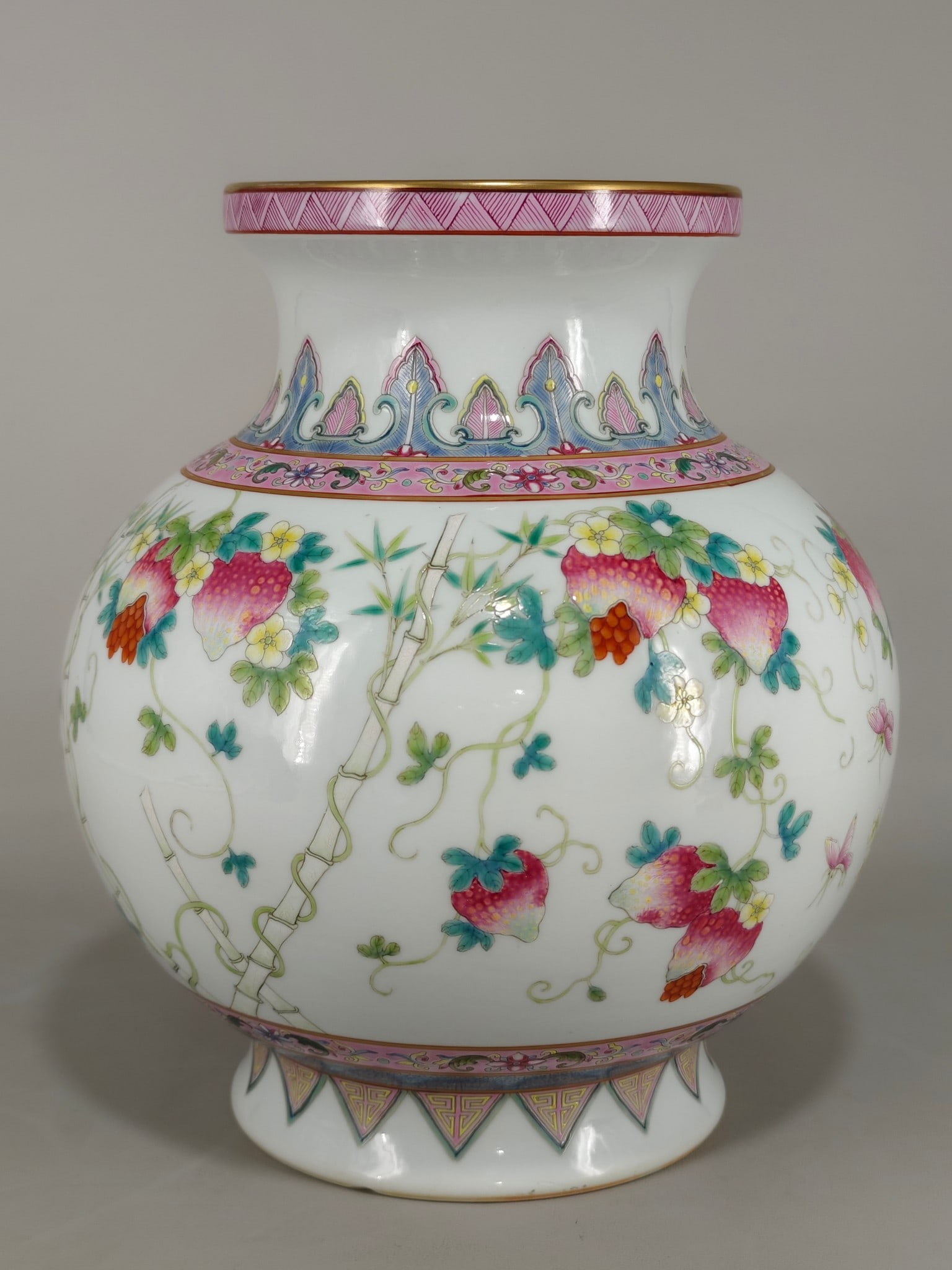 An Exquisite Famille-Rose Melon and Fruit Pattern Vase (1 of 7)