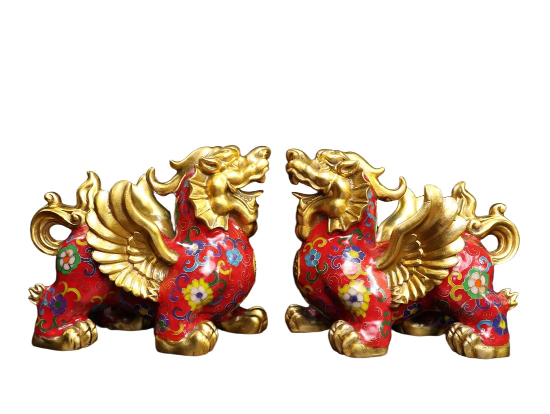 A Pair of Exquisite Gilt Bronze Cloisonne Lotus Pattern Wealth-Attracting Creature Ornaments: A Pair of Exquisite Gilt Bronze Cloisonne Lotus Pattern Wealth-Attracting Creature Ornaments,Ming Dynasty,China,Xuande Four-character Mark,Size:6.3inx7.5inx3.9in,Weight:3840g 